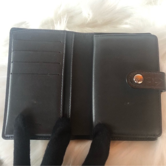 Authentic Louis Vuitton Monogram Mat Kisslock Wallet - Picture 5 of 15